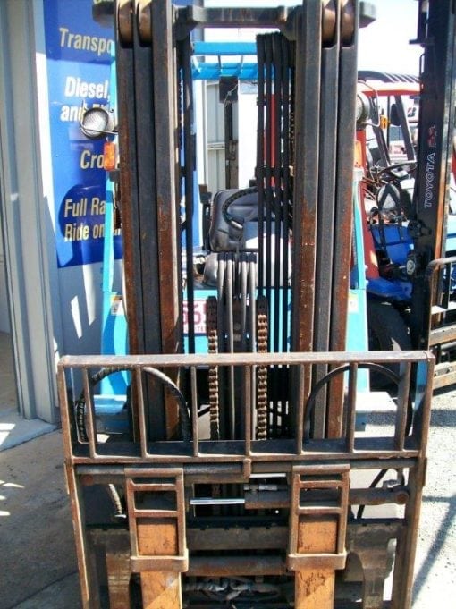 container mast front 510x681