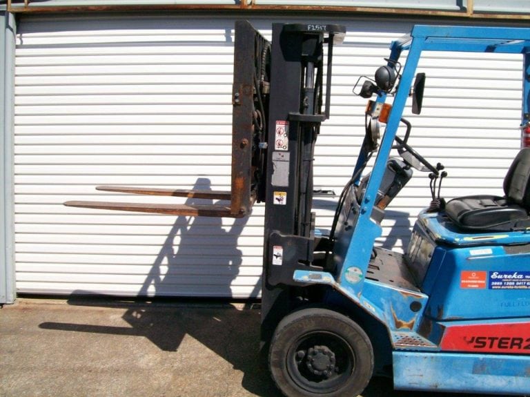 container mast front 510x681